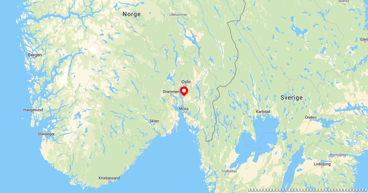 Kranbil kjørt av veien: Én fastklemt