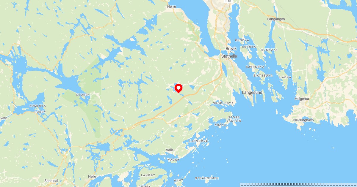 Kollisjon på E18 i Bamble – brann i bil spredte seg til skoge